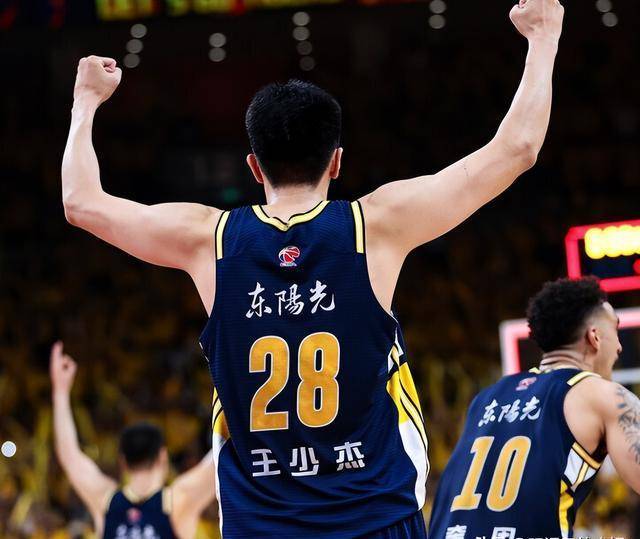 最新：费德勒CBA外援新规(2024cba外援工资帽最新消息)